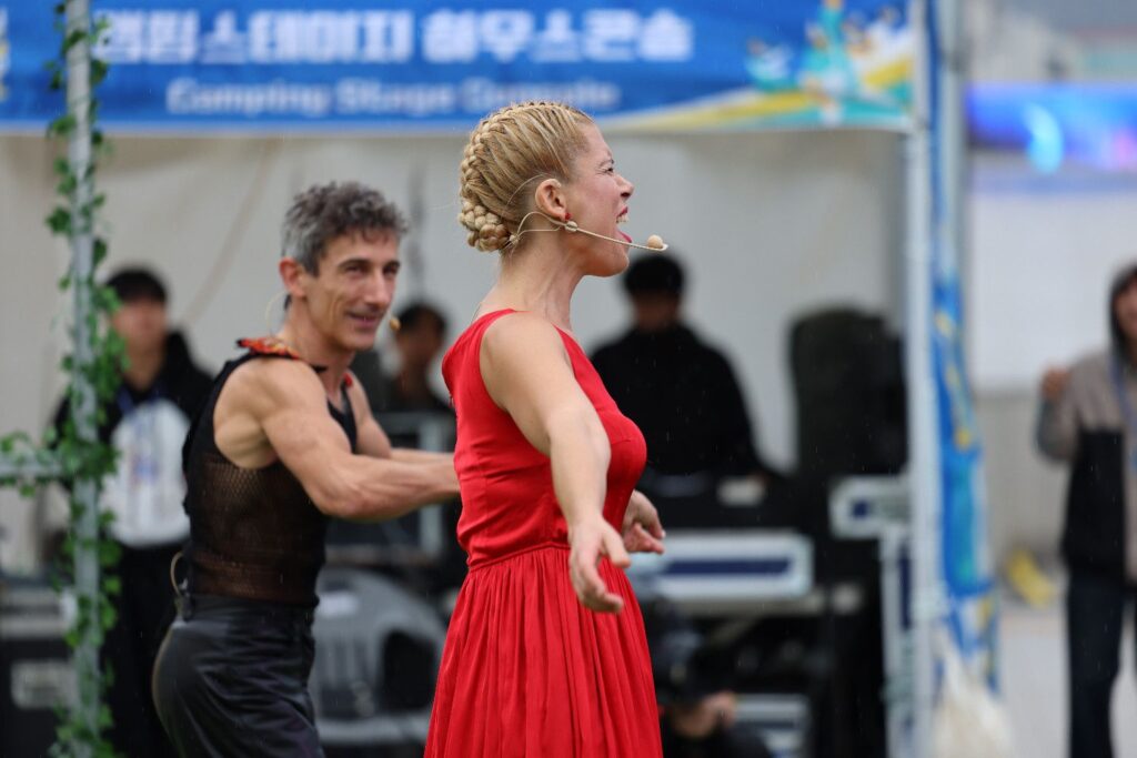 Alice in WonderBand
Gwangju Busking Worldcup 