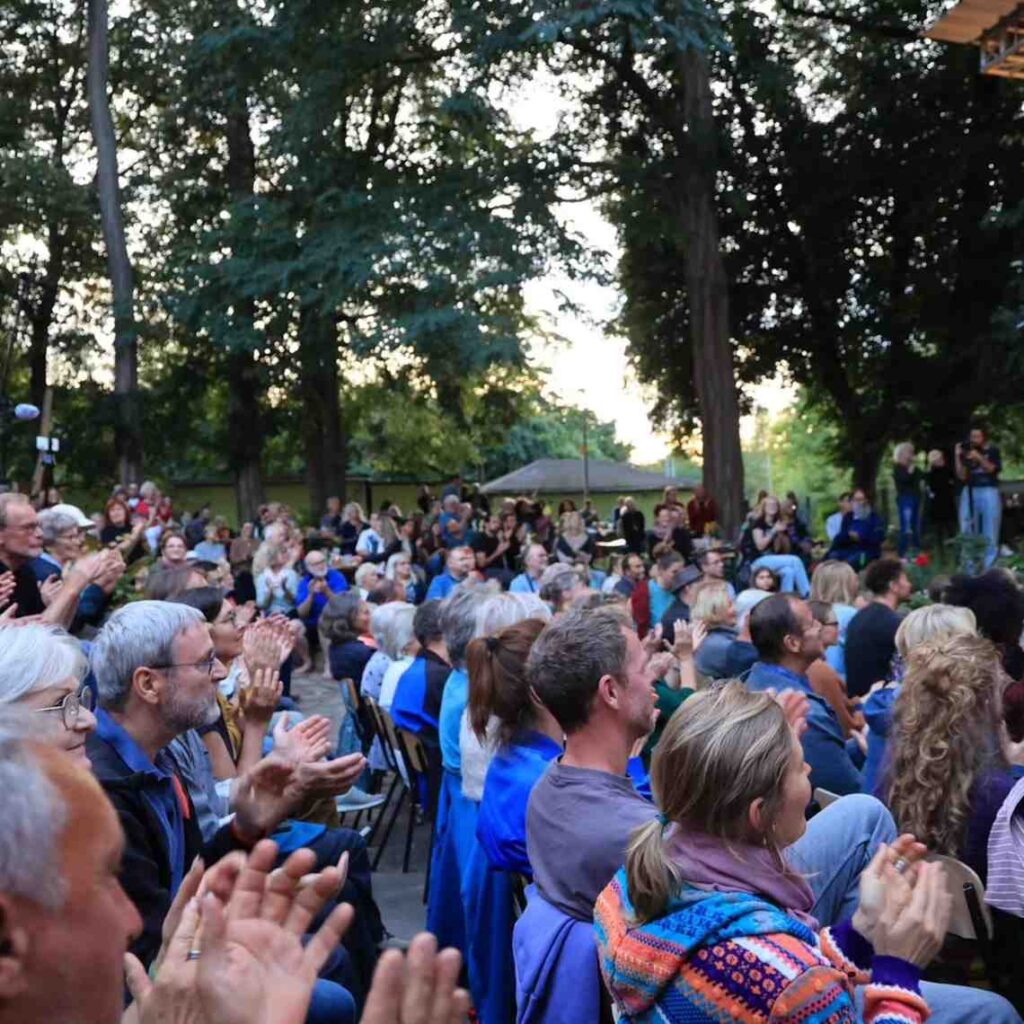 Bahnhof Orchestra, Bahnhof Leisnig