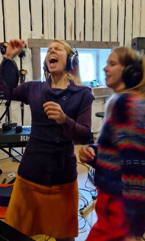 2025 10 Recording with Vilma Talvitie